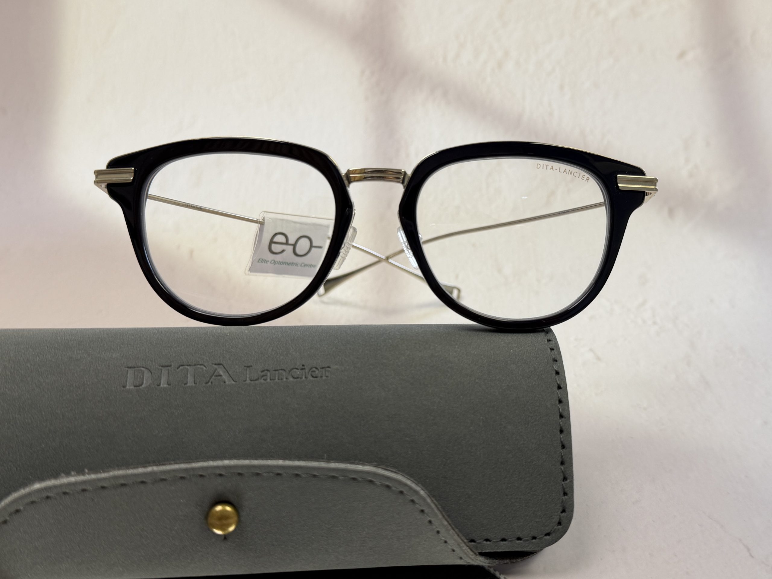 Dita DL438